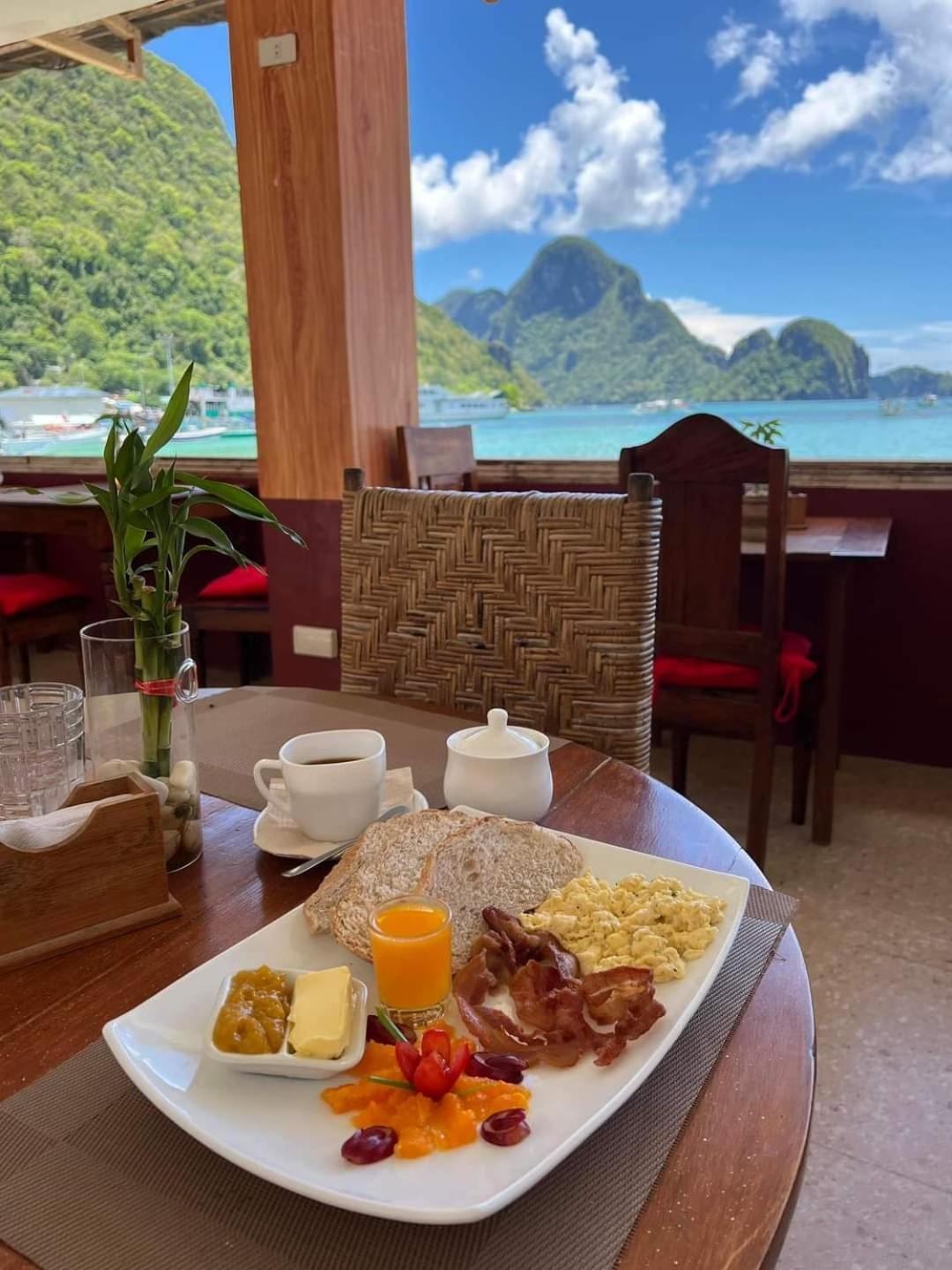 La Salangane Beach Hotel - Downtown El Nido Dış mekan fotoğraf
